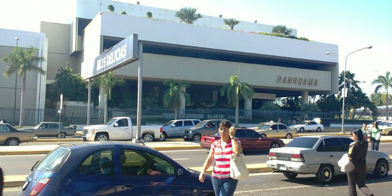 Arias Cárdenas y Panorama se enfrentaron a muerte por las banderas del poder