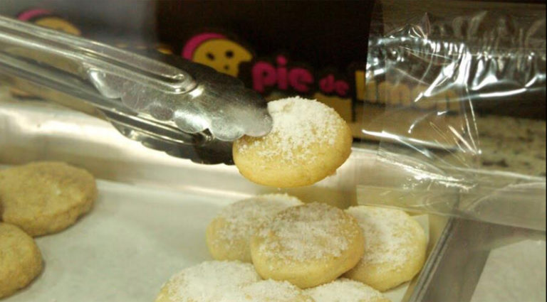 Yummi Cookies “hornea” un negocio original con recetas que “no se robaron” y kilos de sabor zuliano