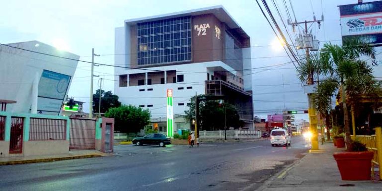 Plaza 72, un gigante que hace “levantar cejas” en el sector Tierra Negra