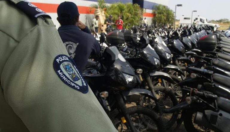 Polimaracaibo "se libera" de la intervención y "toma las calles" para multar a los infractores de tránsito