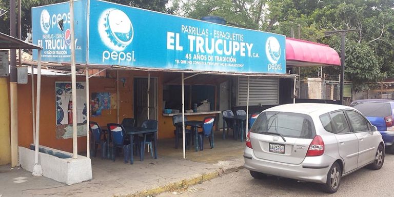 "El Trucupey", una forma de comer espaguetis que solo existe en Maracaibo