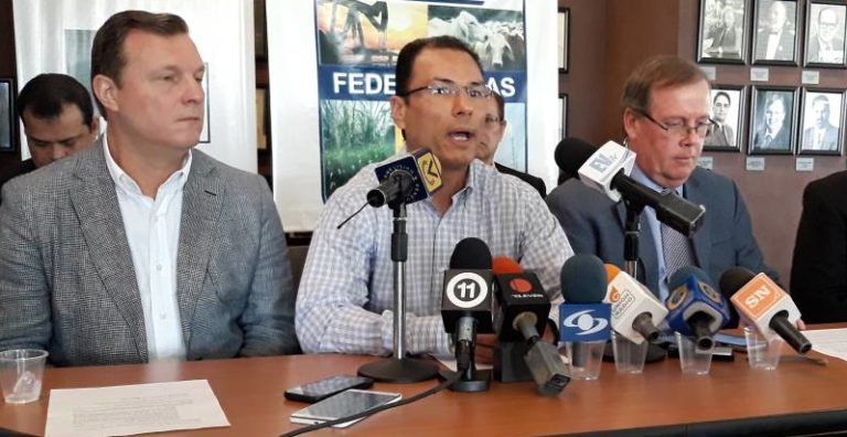 Centros Comerciales pierden 50 % de operatividad por apagones y racionamiento