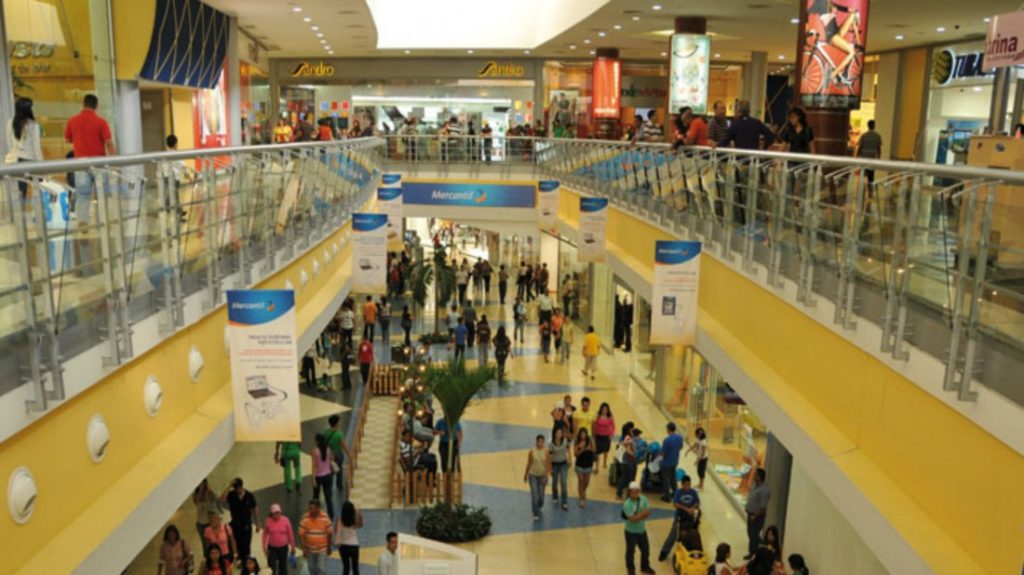 Al centro comercial que no encienda su planta eléctrica le “bajarán la santamaría”
