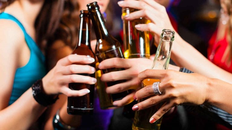 El cocuy “casero” deja “fría” la venta de cerveza en licorerías marabinas