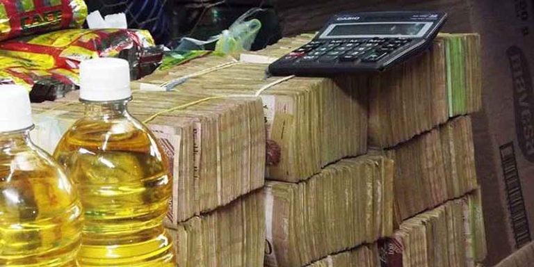 La reconversión “pone a temblar” a mafiosos, buhoneros y consumidores en el centro