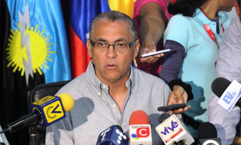 Lisandro Cabello asume riesgo político de "dar la cara" por Omar Prieto