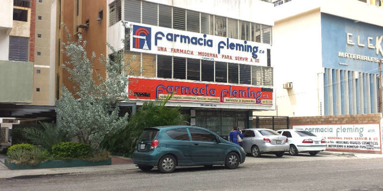 "La Fleming": Una meca farmacéutica, que no deja morir a su clientela