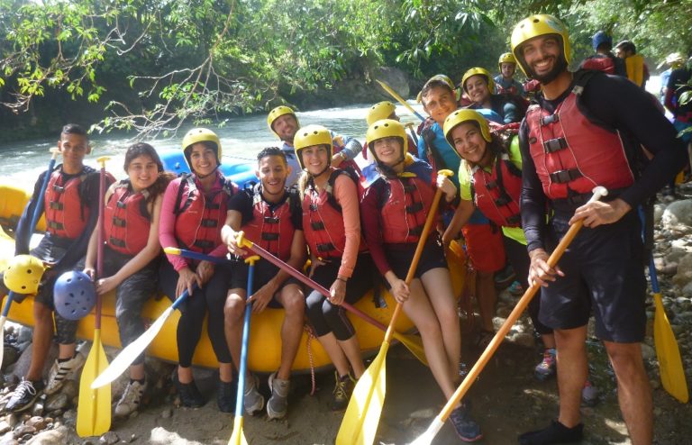 Jóvenes marabinos crean "La Travesía" y te llevan a vivir el "rafting" en Barinas