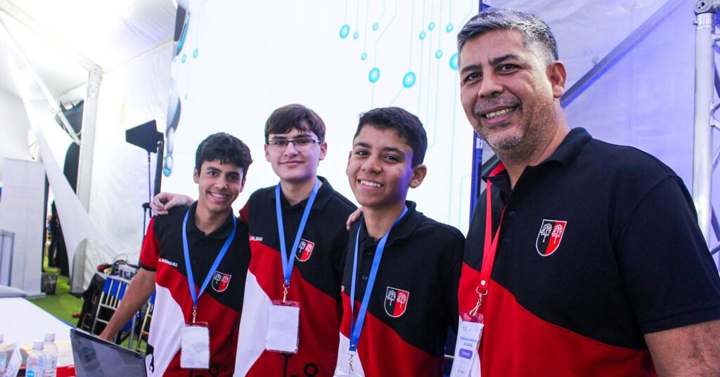Un equipo del estado Zulia ganó la categoría "Futuros ingenieros"